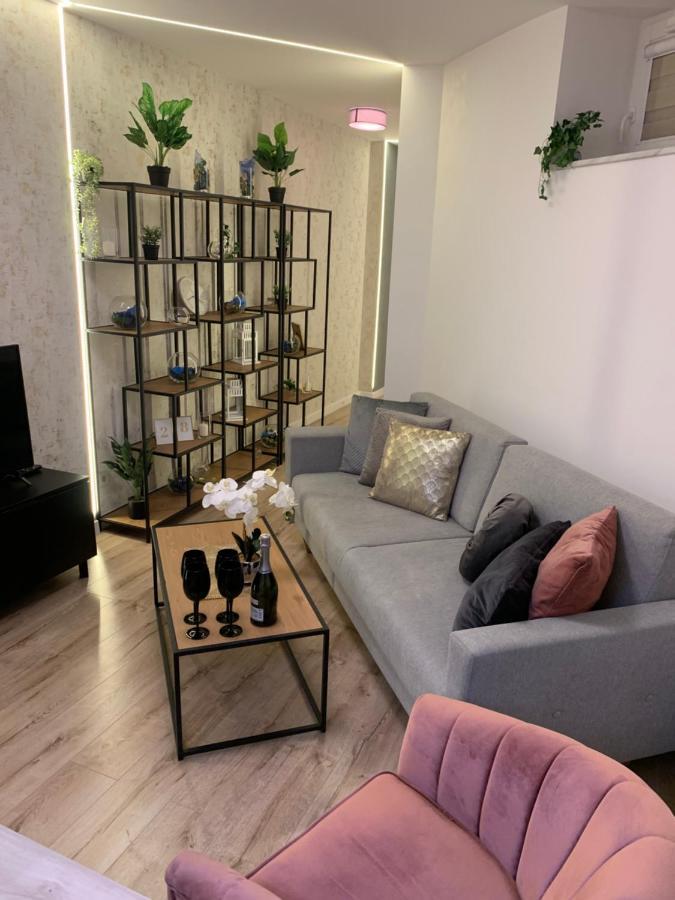 Moderno Apartament Cracovia Exterior foto