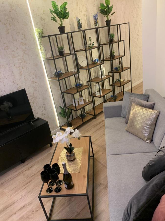Moderno Apartament Cracovia Exterior foto